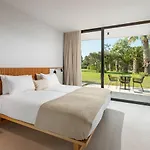 Caravia Курортный комплекс 4*