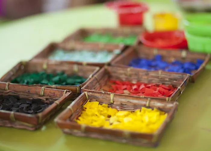 卡拉维尔海滩酒店 度假村 4*